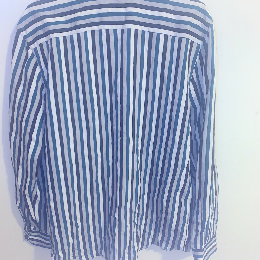 Zara striped button down L blue white striped - Picture 3 of 3